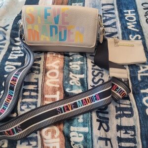 STEVE MADDEN CROSSBODY BAG/COIN PURSE